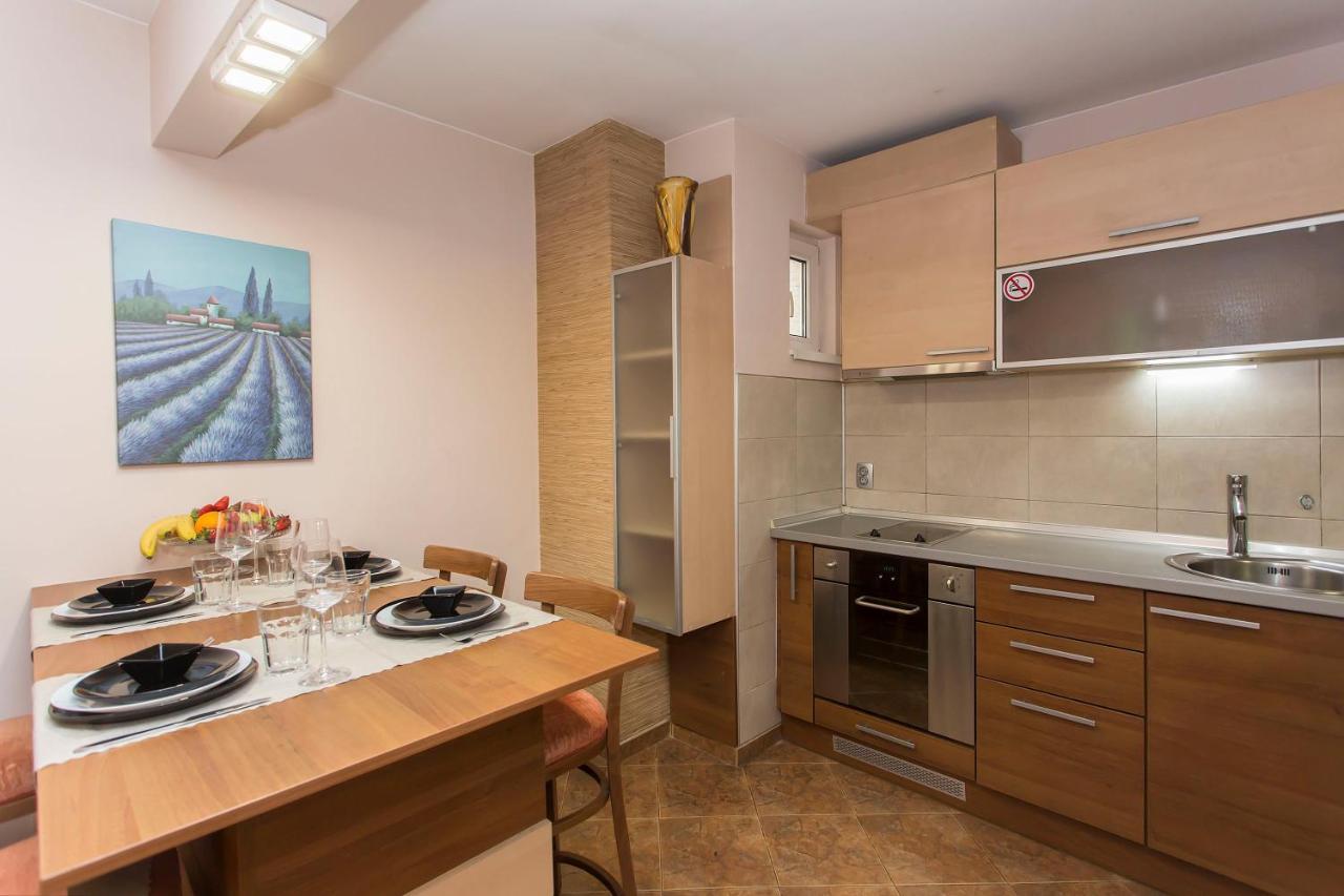 Sofia Central Hotel Apartments